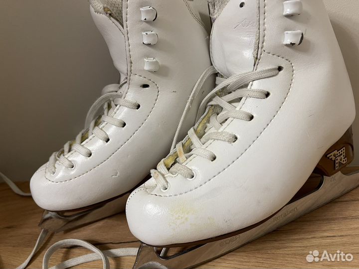 Фигурные коньки risport antares 195