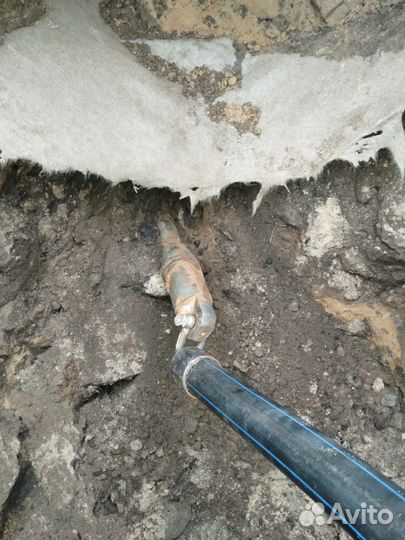 Прокол грунта под дорогой,строением,тротуаром гнб