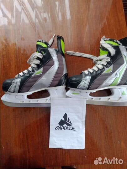 Ботинки с коньками