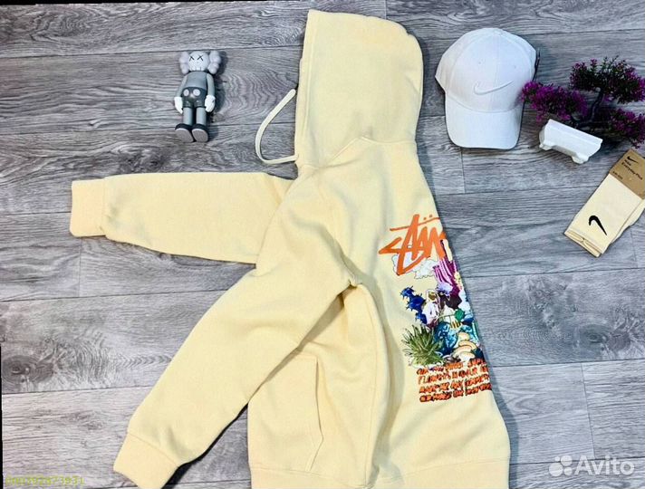 Желтый худи Stussy