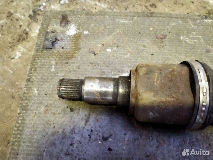 Привод в сборе передний правый Suzuki Grand Vitara