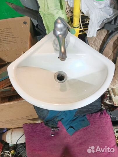 Раковина угловая бу