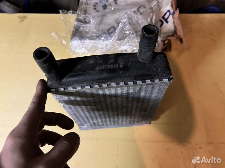 Радиатор отопителя газель