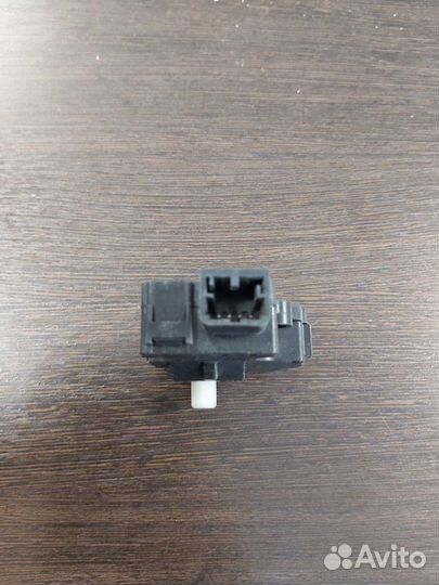 Моторчик заслонки печки Bmw X5 50Ix E70 LCI N63