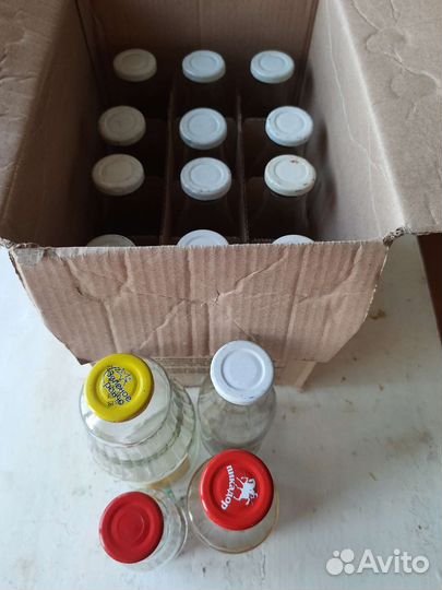 Банки и бутыли стекляннные