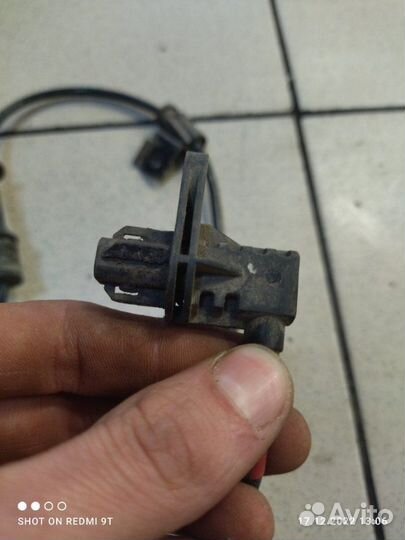Датчик abs передний правый Kia Rio 3
