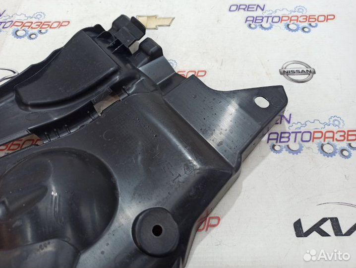 Пыльник двигателя левый Renault Arkana 1.6 H4M