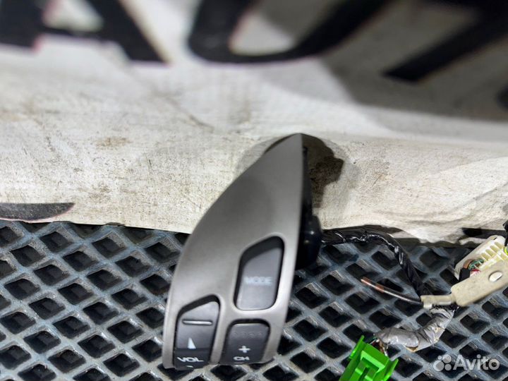 Кнопки руля Honda Accord CL7 K20A 2007