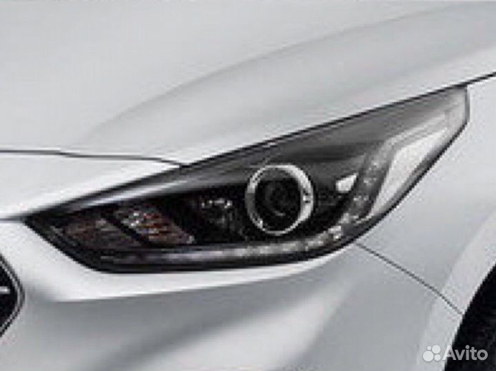 Стекло фары Solaris (2017-2020) левое/правое