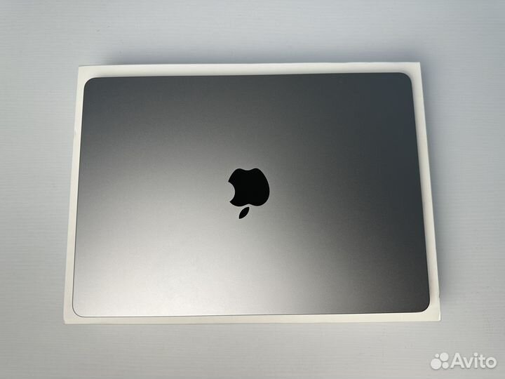 MacBook Air 13 2022 M2 256Gb Gray, 125 циклов