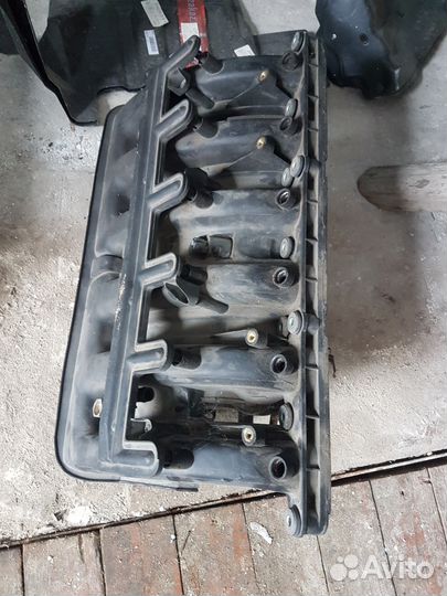 Впускной коллектор BMW E39 M52