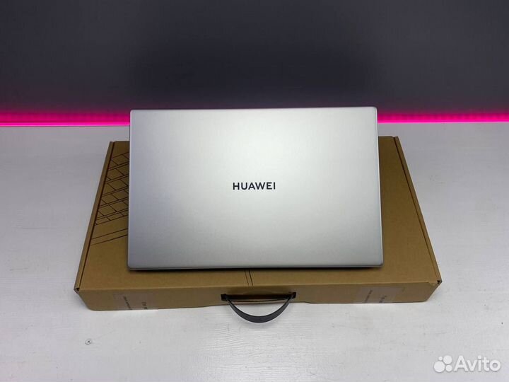 Новый ультрабук huawei (на гарантии)