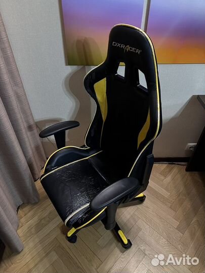 Игровое кресло DXRacer Formula Жёлтое