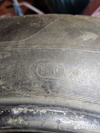 Viatti Strada Asimmetrico 215/60 R16