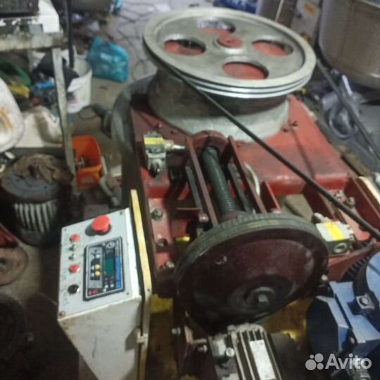 Тестомес на 80л