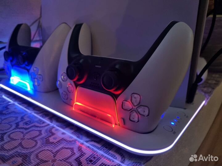 Охлаждающая и зарядная станция для PS5 и хранение