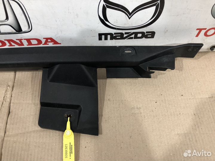 Накладка крыла правая Honda Accord 8 CU 2008-2012