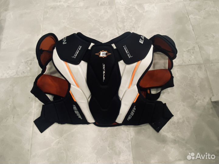 Нагрудник хоккейный Easton SR L