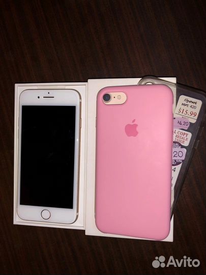 Телефон iPhone 7