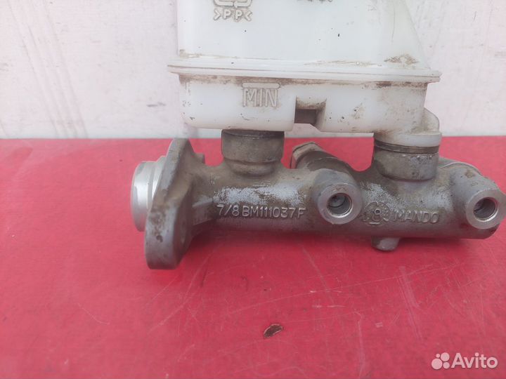 Главный тормозной цилиндр Hyundai Accent