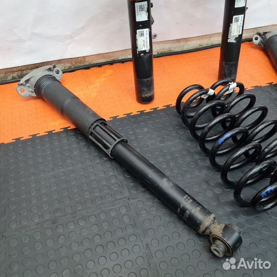 Стойка подвески Volkswagen Tiguan 2 2019