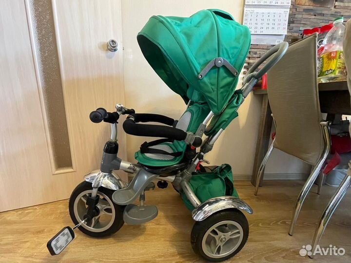 Трехколесный велосипед с родительской ручкой