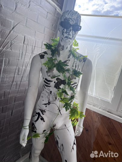 Арт обьект статуя