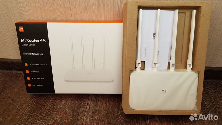 Wi-Fi роутер Xiaomi Mi Router 4A Giga Version