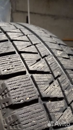 Bridgestone Blizzak Revo GZ 205/65 R16 95S