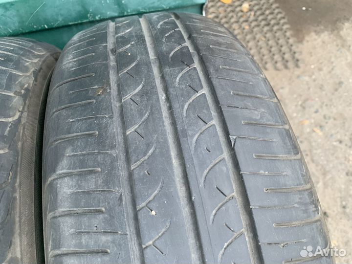 Yokohama BluEarth AE01 185/60 R14 82H