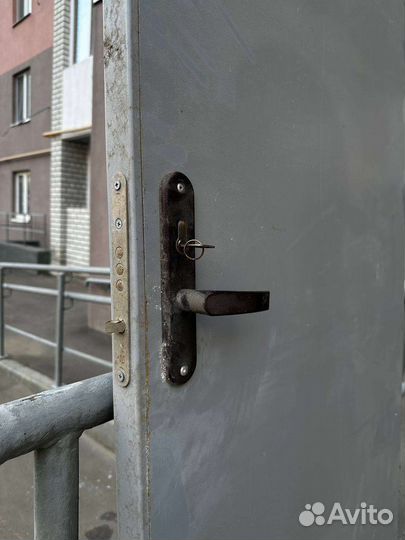 Двери от застройщика