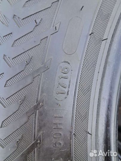 Nokian Tyres Hakkapeliitta 8 SUV 225/65 R17 106T