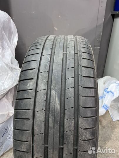 Pirelli P Zero PZ4 265/50 R19 110W