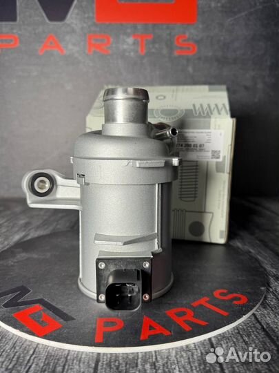 Помпа водяной насос Mercedes A2742000107