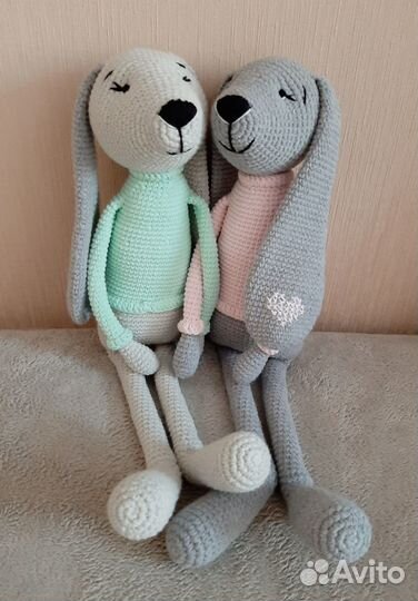 Вязаный заяц