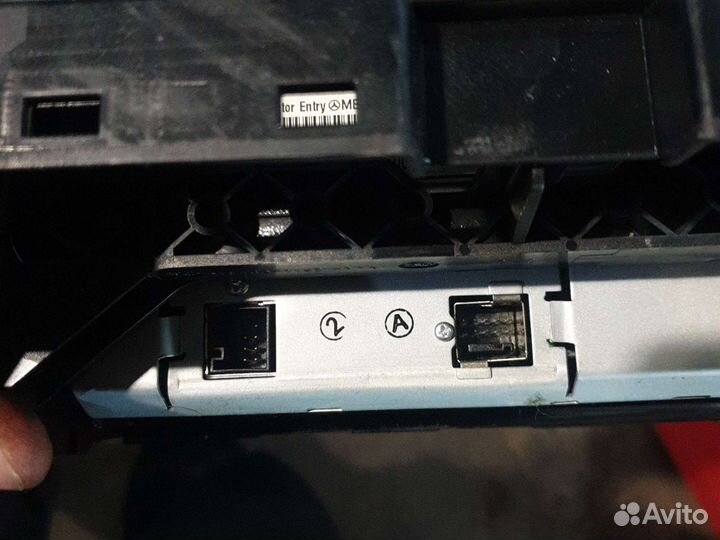 Монитор мерседес w204