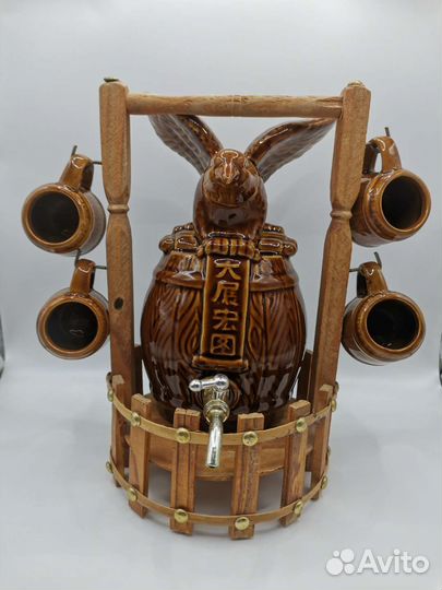 Графин Орёл и 4 рюмки-кружки Керамика Китай (Ч)