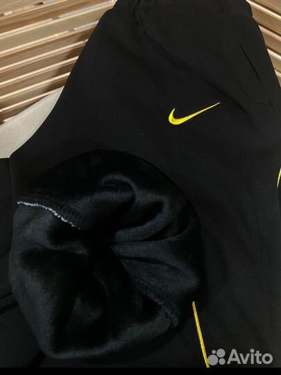 Теплые штаны Nike