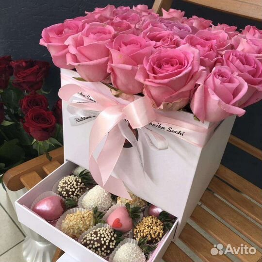 Клубника в шоколаде букеты,боксы,корзины