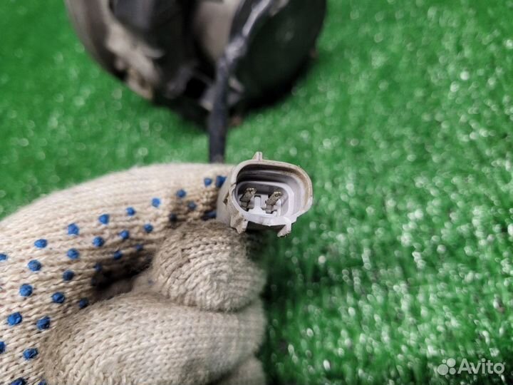 Фара противотуманная лева Subaru Legacy 4