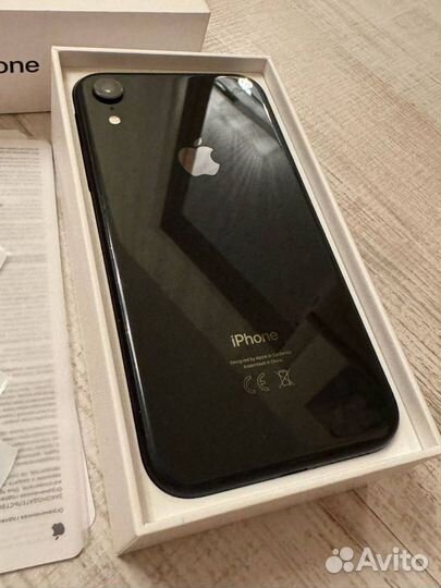 iPhone Xr, 64 ГБ