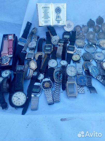 Старые часы серебряные монеты