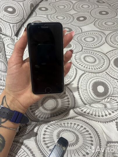 iPhone 6S, 16 ГБ