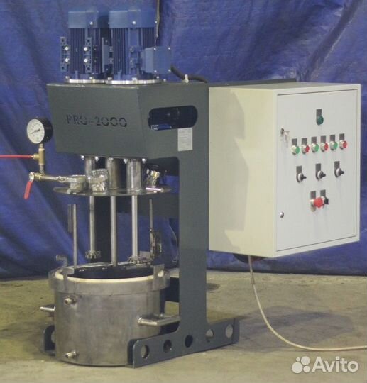 Лабораторный диссольвер трехосевой