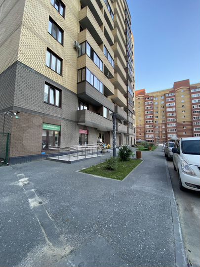 1-к. квартира, 35 м², 4/10 эт.