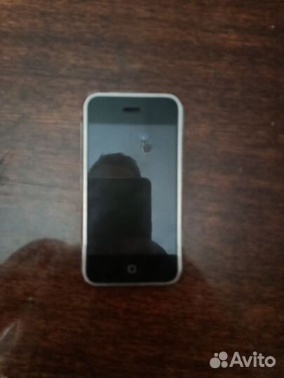 iPhone, 8 ГБ
