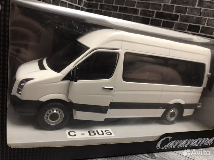 Модель 1/24 Volkswagen Crafter (Пассажирский)