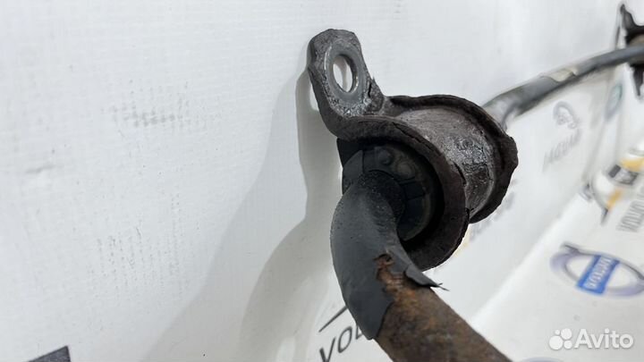 Стабилизатор передний Land Rover Freelander 2 L359