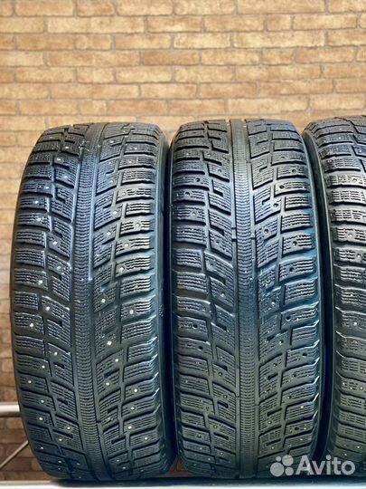 Kumho I'Zen KW22 235/50 R18