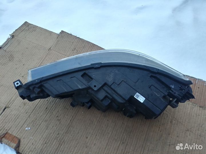 Фара правая Chery Tiggo 8 Pro